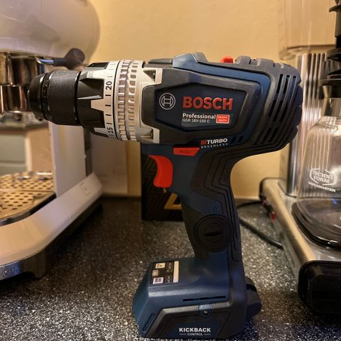 Bosch GSR 18V-150 C