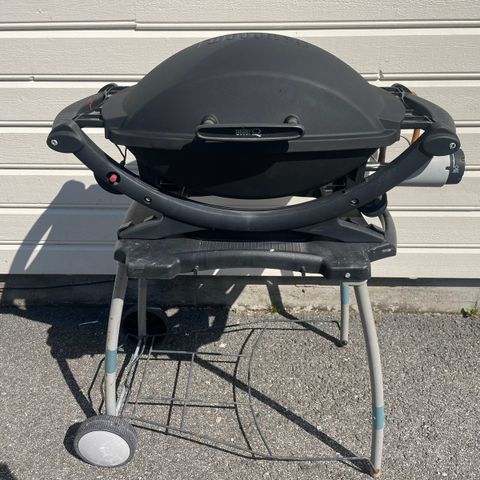 Weber gassgrill Q200 m/stativ