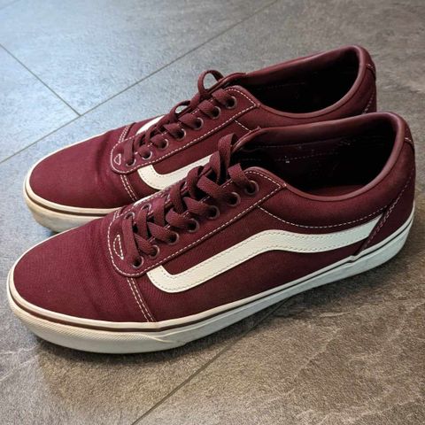 Vans sko brukt 4-5 ganger selges