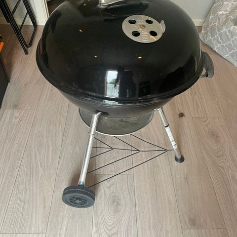 Weber 57 cm kullgrill