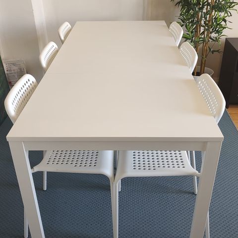 Bord og 6 stoler, hvit 120/180cm