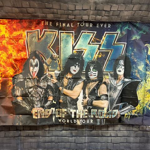 Kiss Dekor Flagg For Vegg 90X150 cm. Garasje, Man Cave, Dekor, Bar