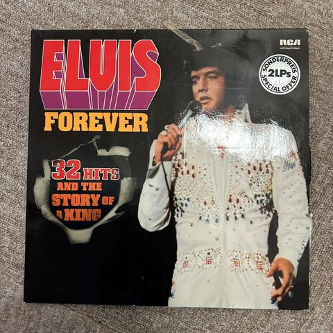 Elvis  Forever  32Hits And The Story of a King