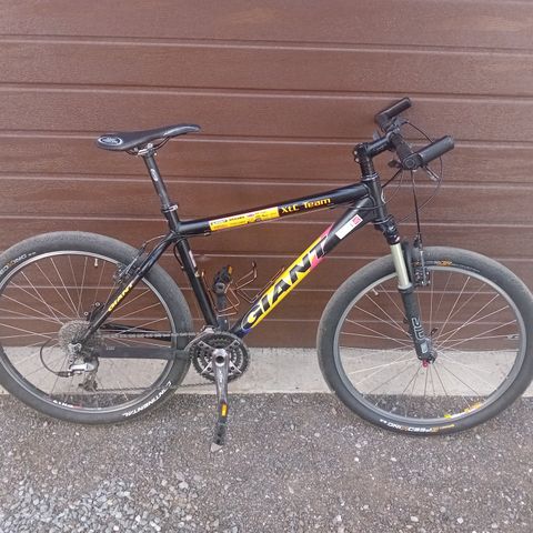 Giant XTC Full Shimano XTR, Rock Shox Sid.