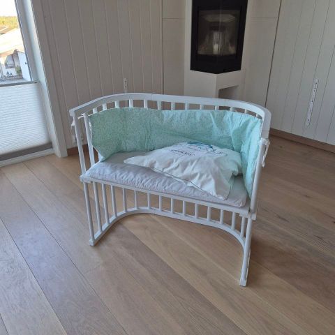 BabyBay bedside crib