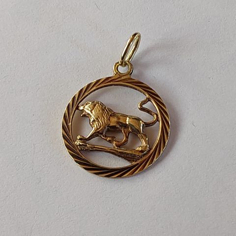Stjernetegnet " Løven" i gull, 585 ( 14 K)