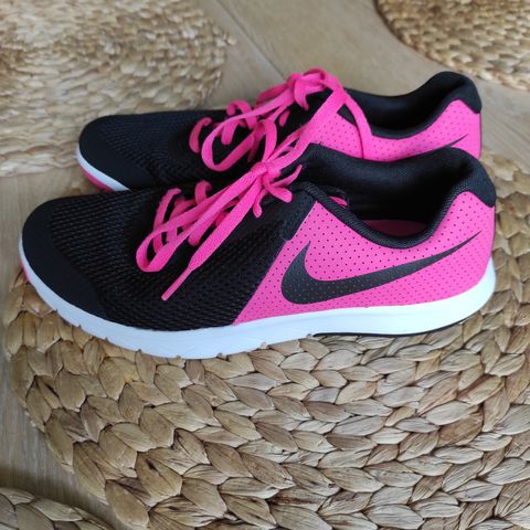 Nike joggesko str. 38,5