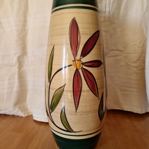 50 talls vase W-Germany