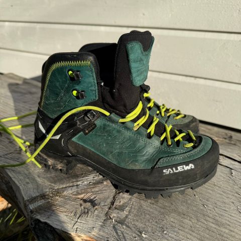 Salewa Rapace gtx dame strl 36,5 og VJ sport Ultra 2 strl 37