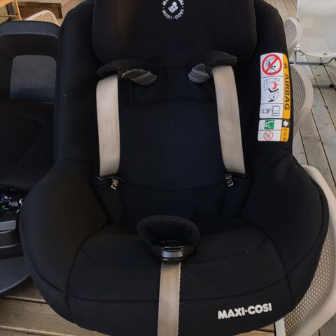 Maxi Cosi Pearl Pro2 bilstol med base