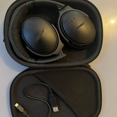 Bose QuietComfort 35 trådløse hodetelefoner II