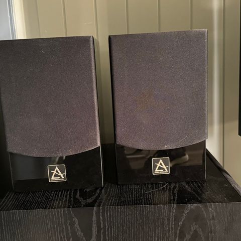 Leema Acoustics Xero høyttalere