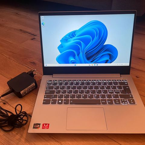 Lenovo IdeaPad S340 | Ryzen 7 | 1TB SSD