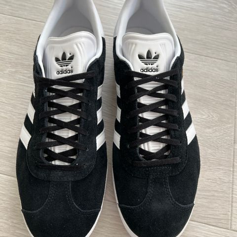 Adidas Gazelle 44