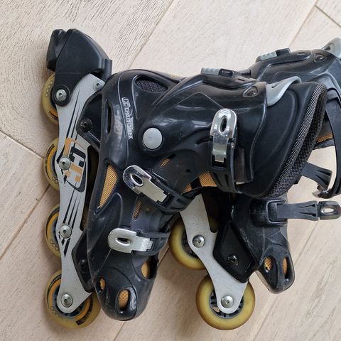 Rulleskøyter/Rollerblades