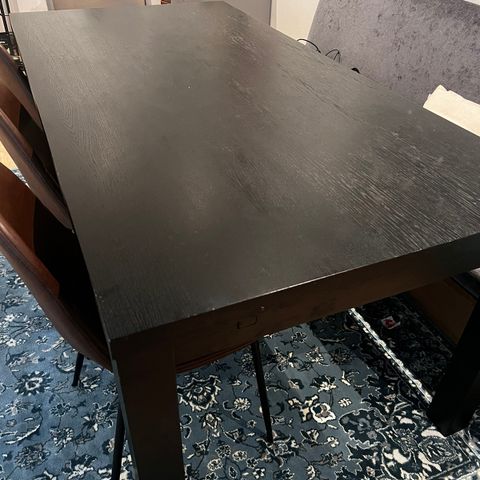 Spisebord, matt svart