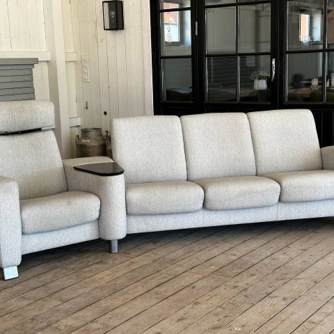 Elegant Stressless Sofa fra Ekornes til Salgs – Komfort og Kvalitet!