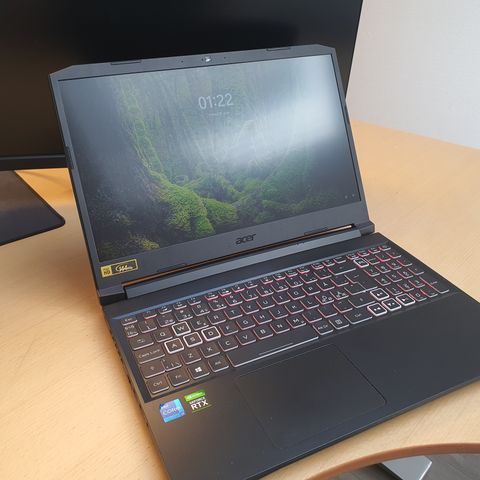 Nitro 5 Kraftig Gaming Laptop - RTX 3070, Intel Core i7 - Selges Billig!