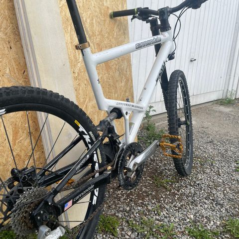 Cannondale jekyll 1000. lefty vurderes solgt