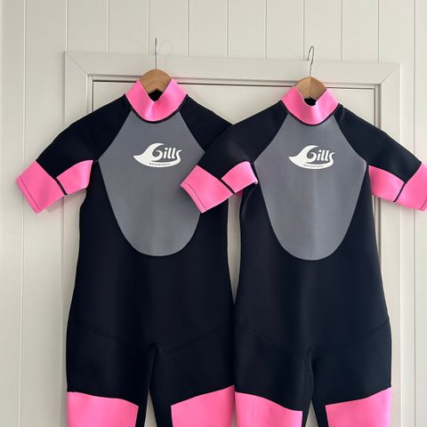 Gills wetsuit, str 12 år (tvillinger?)