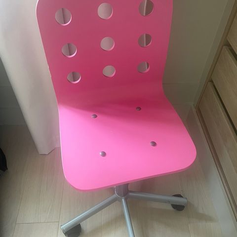 Pent brukt stol fra IKEA