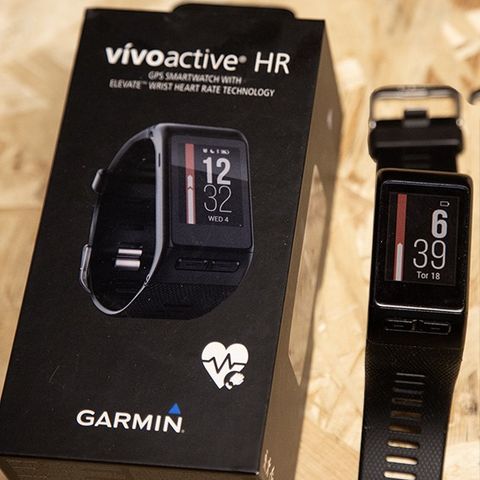 Garmin vívoactive HR GPS klokke / Sportsklokke