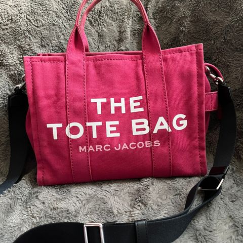 Marc Jacobs The Tote Bag