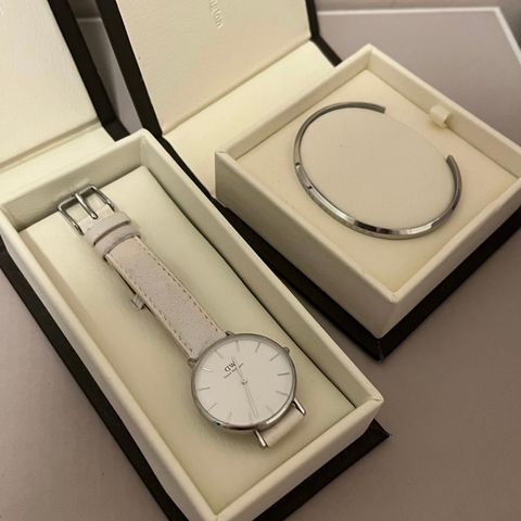 Daniel Wellington klokke og armbånd