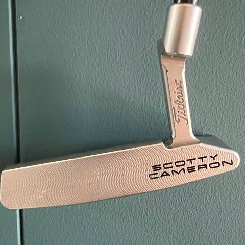 Scotty Cameron Special Select Newport 2