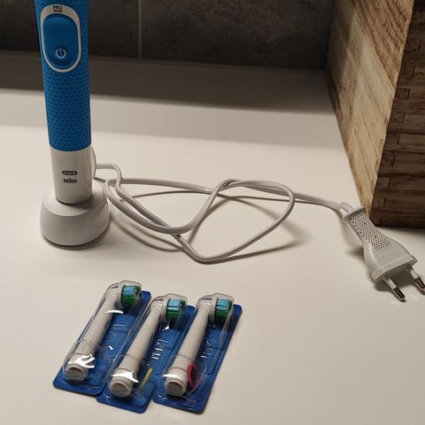 Oral-B Braun elektrisk tannbørste selges