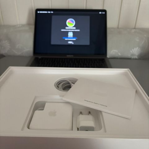 MacBook Pro 13-inch 2019 500gb 2,4 GHz