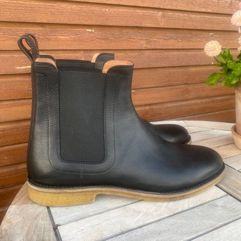 Bottega Veneta Chelsea Boots i str 42 passer 43