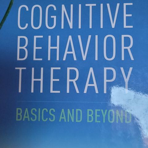 Cognitive Behavior Therapy av Judith S. Beck