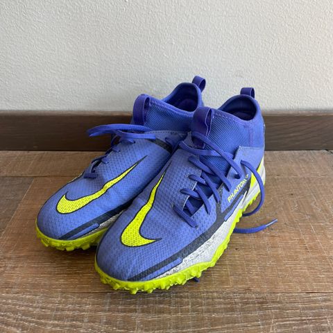 Nike Phantom fotballsko str 37,5 til trening