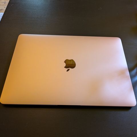 MacBook Air M1 Gold 256gb
