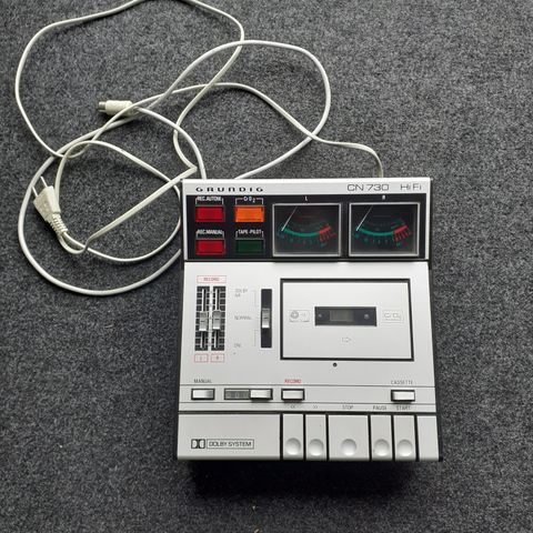 Grundig CN 730 kassettspiller