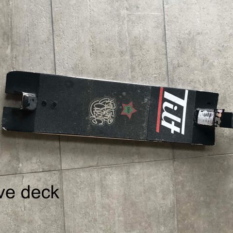 Apex deck selges