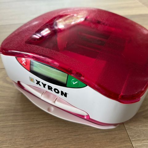 Xyron personal cutting System