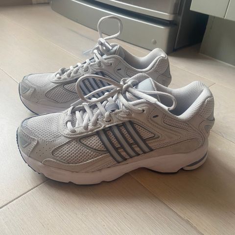 Adidas Response CL sneakers størrelse 38