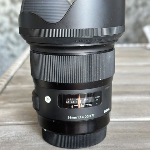 Sigma 24 mm F 1,4 DG  Art Canon EF  Adapter EF - EOS R