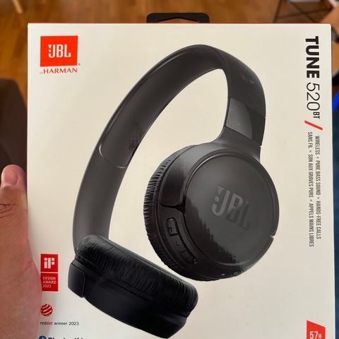 JBL Trådløse hodetelefoner - 520BT