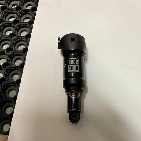 RockShox Deluxe Select R DebonAir bakdemper Trunion 165x45mm