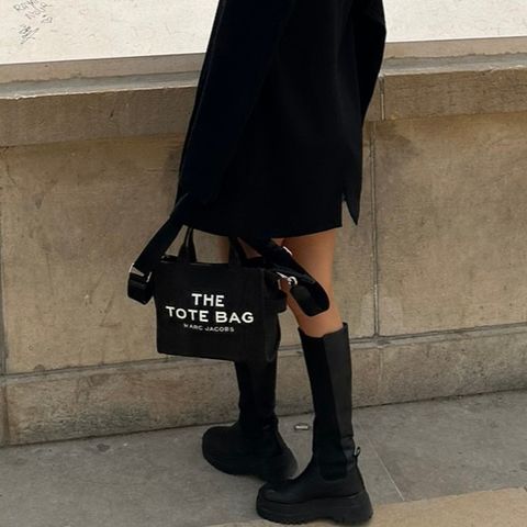 The tote bag- Marc Jacobs