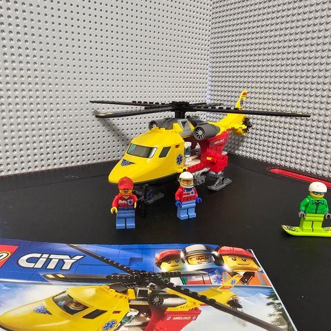 Ambulanse helikopter lego 60179