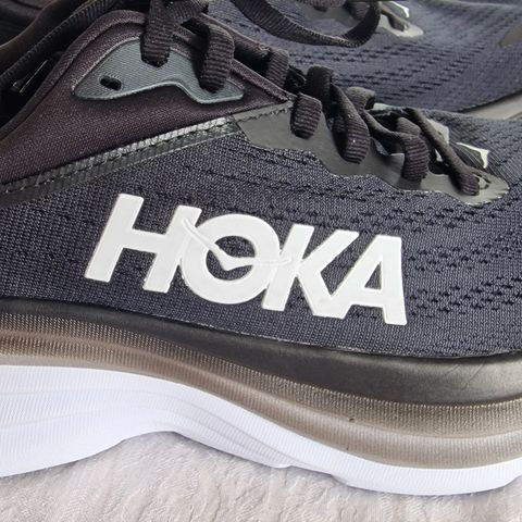 Nye Hoka Bondi 8, str 42