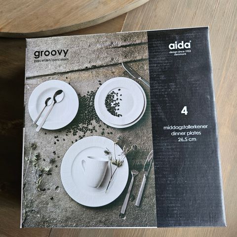 Aida Groovy tallerken servise