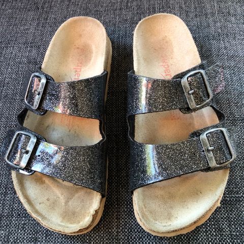 Superfit korksandal i str 33 til salgs