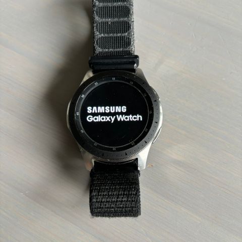 Samsung Galaxy Watch 46mm (5769) wifi, esim, gps, bt