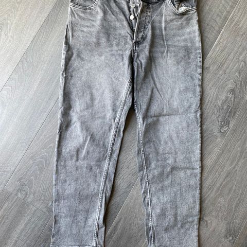 Jeans str 44