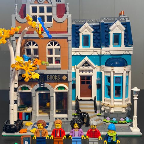 Lego 10270 - Bookshop - med eske og instruksjoner